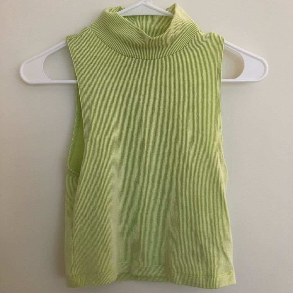 neon green top